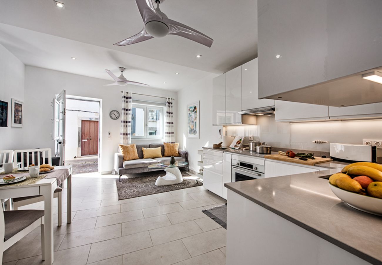 Terraced House in Tavira - HHT 210