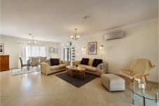 Terraced House in Tavira - HHT 243
